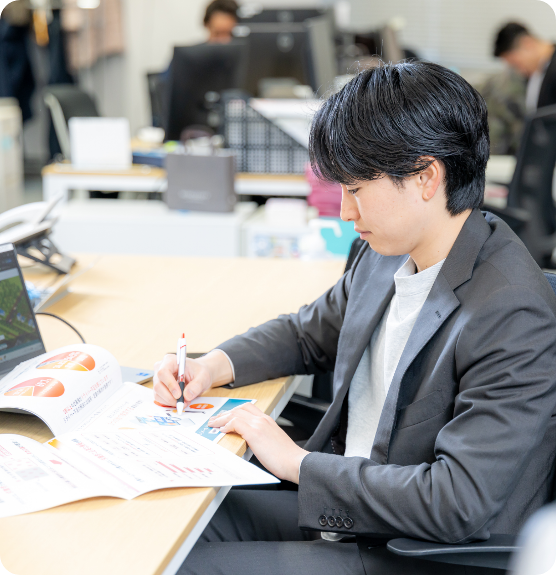 難しさ＆奥深さを感じた1年目。営業の仕事とは…。